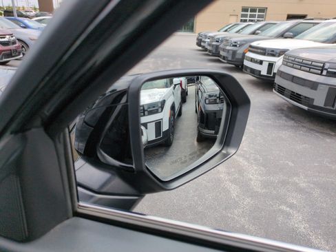 Used 2025 Hyundai Palisade SEL AWD/4WD image 35