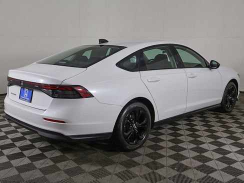 Certified 2025 Honda Accord SE image 10