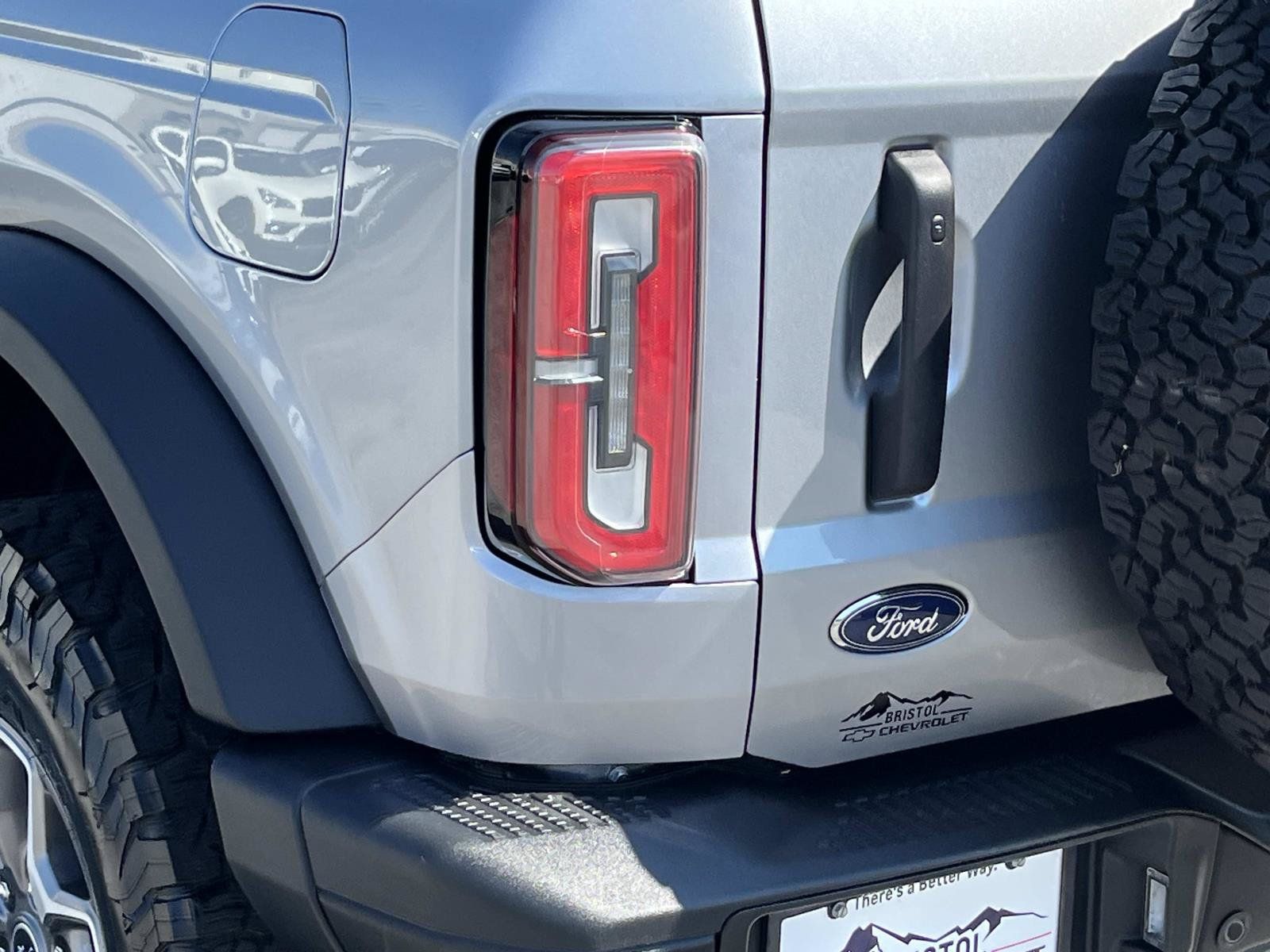 Used 2024 Ford Bronco Badlands AWD/4WD image 6