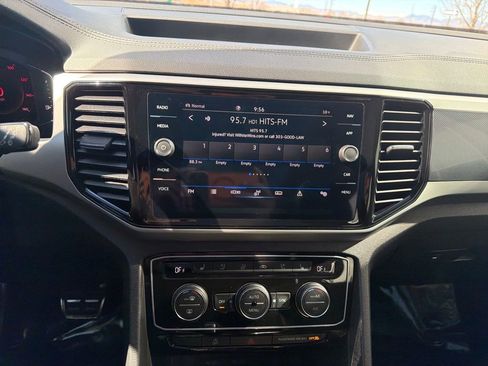 Certified 2023 Volkswagen Atlas Cross Sport SEL Premium R-Line image 20