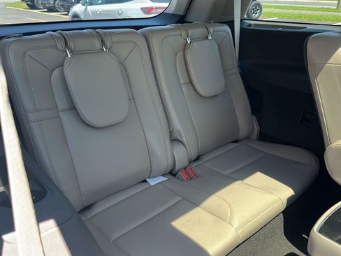 Used 2022 Lincoln Aviator Reserve w/ Equipment Group 201A AWD/4WD image 13