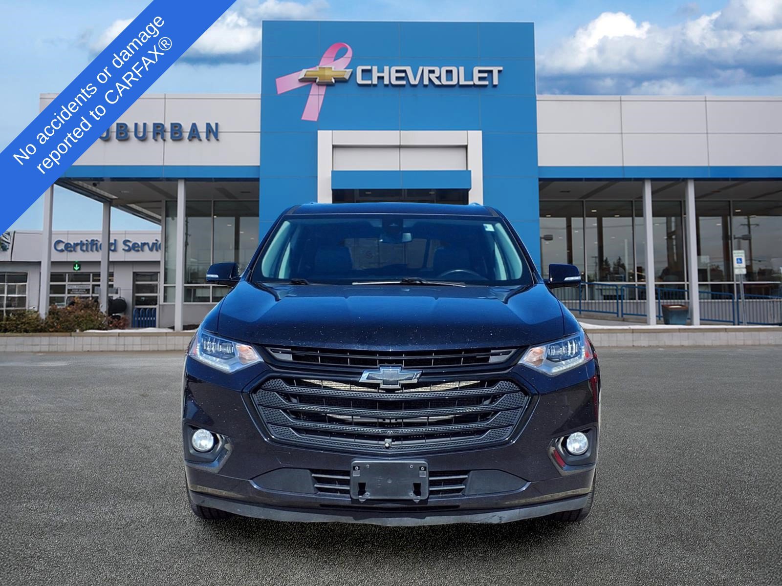Used 2020 Chevrolet Traverse Premier w/ LPO, Blackout Package AWD/4WD image 2