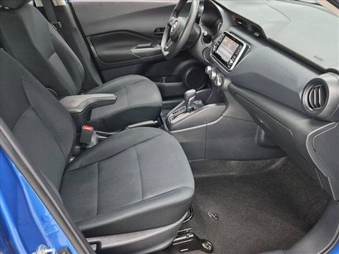 Used 2023 Nissan Kicks S FWD image 19
