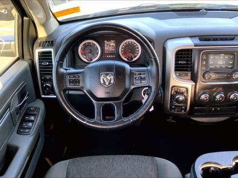Used 2014 RAM 1500 Big Horn image 6