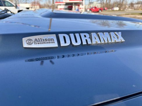 Used 2019 GMC Sierra 2500 SLT w/ Duramax Plus Package image 32