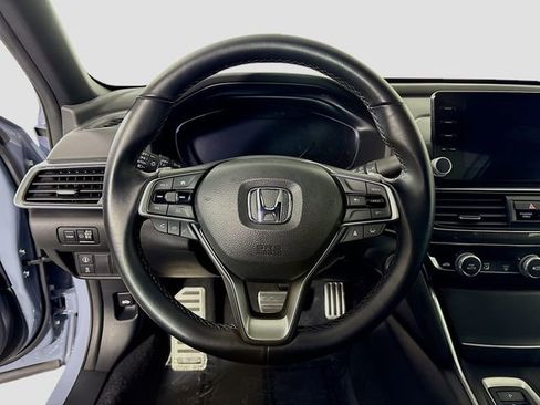 Used 2022 Honda Accord Sport image 12