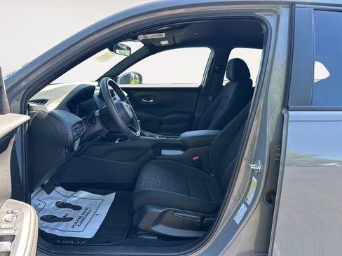 Used 2024 Honda HR-V Sport image 9