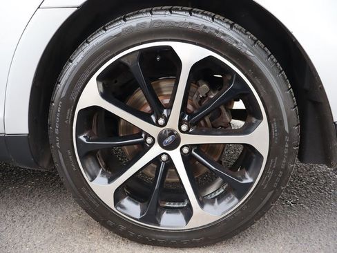 Used 2015 Ford Taurus SEL w/ Equipment Group 201A image 42