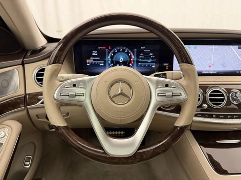 Used 2019 Mercedes-Benz S 560 4MATIC Sedan image 12
