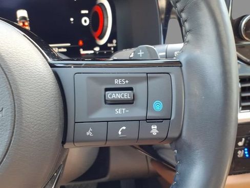 Certified 2023 Nissan Pathfinder Platinum AWD/4WD image 25