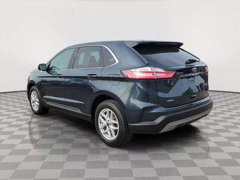 Certified 2022 Ford Edge SEL w/ Convenience Package AWD/4WD image 3