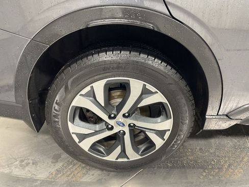 Used 2020 Subaru Outback Limited w/ Popular Package #2 image 10
