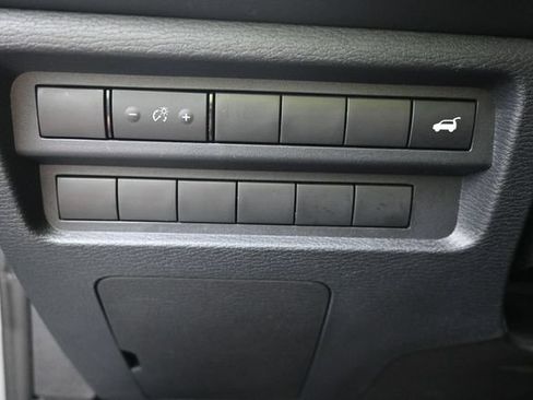 Used 2024 Mitsubishi Outlander SE FWD image 15