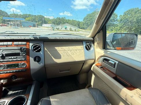 Used 2009 Ford Expedition EL Eddie Bauer RWD image 19