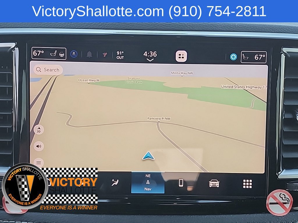 Used 2025 Chrysler Pacifica Limited FWD image 9