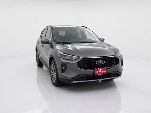 Used 2025 Ford Escape ST-Line Select AWD/4WD image 9