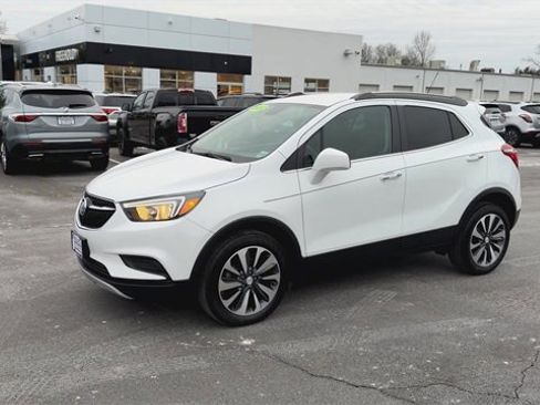 Certified 2022 Buick Encore Preferred w/ Safety Package image 4