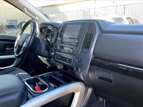 Certified 2023 Nissan Titan SV w/ SV Convenience Package image 13