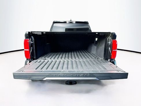 Used 2024 Toyota Tacoma TRD Off-Road image 26
