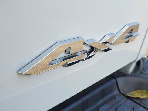 Used 2025 RAM 2500 Laramie image 31