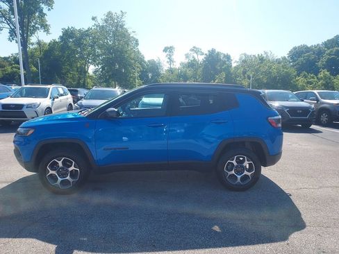 Used 2022 Jeep Compass Trailhawk w/ Trailhawk Convenience Group AWD/4WD image 4