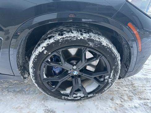 Used 2019 BMW X5 xDrive50i w/ M Sport Package image 14