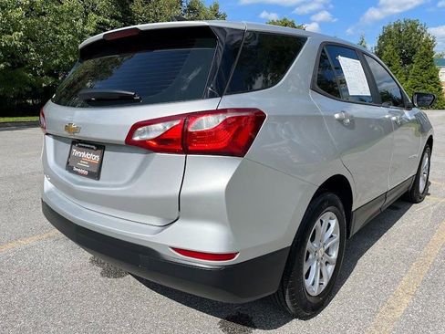 Used 2020 Chevrolet Equinox LS FWD image 33