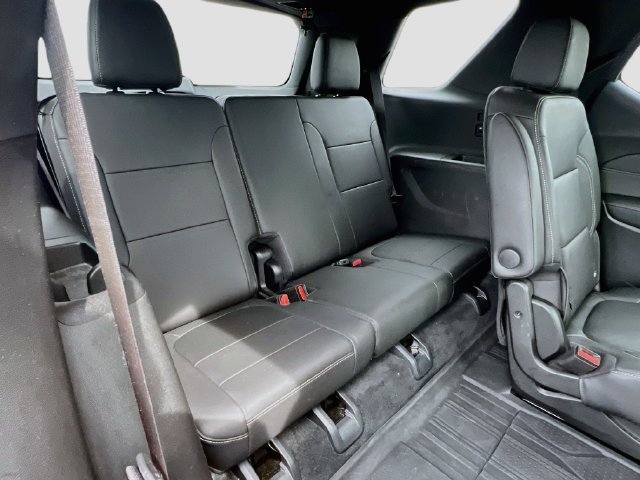 Used 2023 Chevrolet Traverse LT w/ LPO, Floor Liner Package FWD image 22
