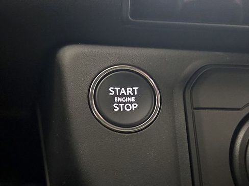 New 2026 Land Rover Defender 130 V8 AWD/4WD image 21