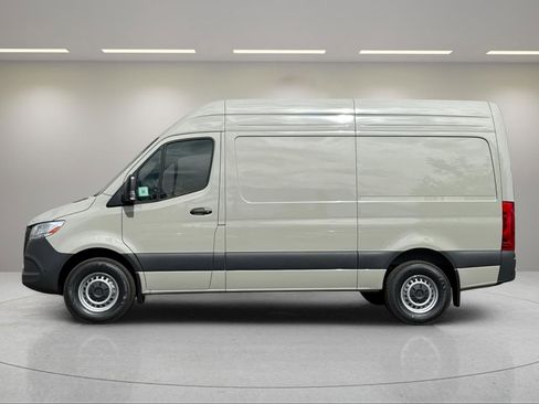New 2025 Mercedes-Benz Sprinter 2500 image 7