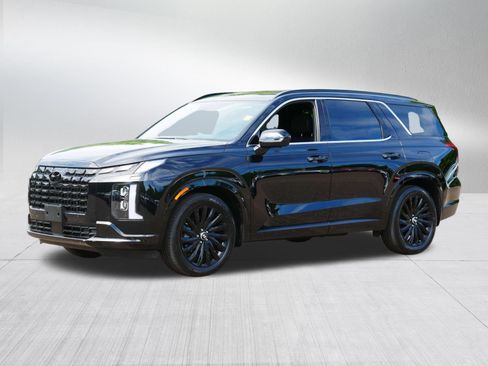 Used 2025 Hyundai Palisade Calligraphy AWD/4WD image 3
