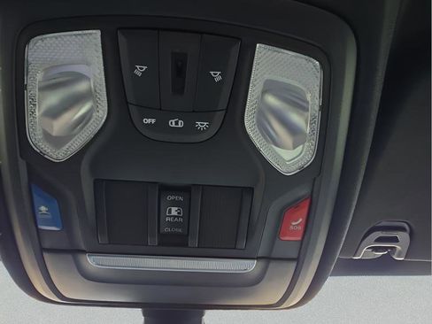 Used 2022 RAM 1500 Big Horn RWD image 22