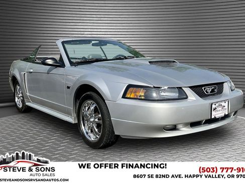 Used 2001 Ford Mustang GT Premium RWD image 1
