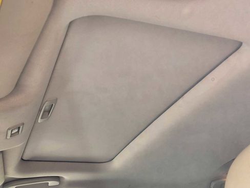 Used 2020 Nissan Pathfinder Platinum image 25