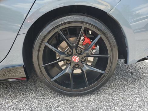 Used 2025 Honda Civic Type R image 10