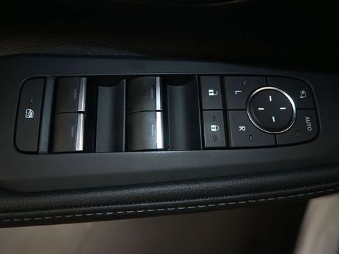 Used 2024 Toyota Grand Highlander AWD Hybrid image 14