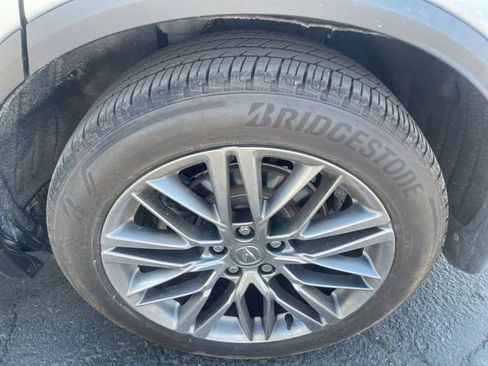 Used 2024 Acura MDX SH-AWD w/ Advance Package image 6