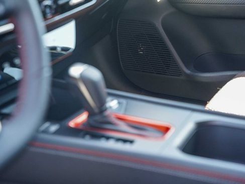 New 2026 Nissan Kicks SR image 23