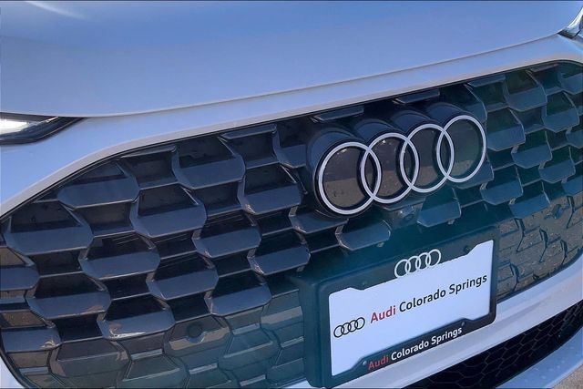 Used 2025 Audi Q5 Premium Plus w/ Premium Plus AWD/4WD image 30