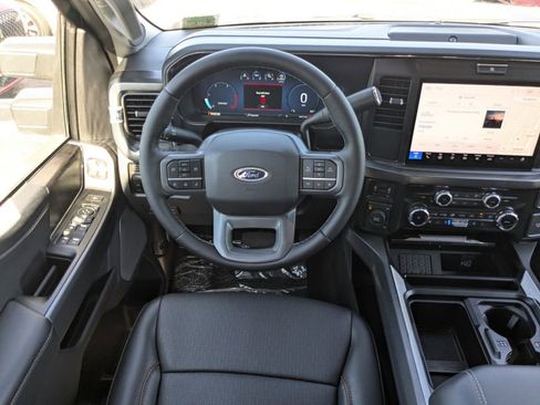 New 2025 Ford F550 4x4 Crew Cab Super Duty image 17