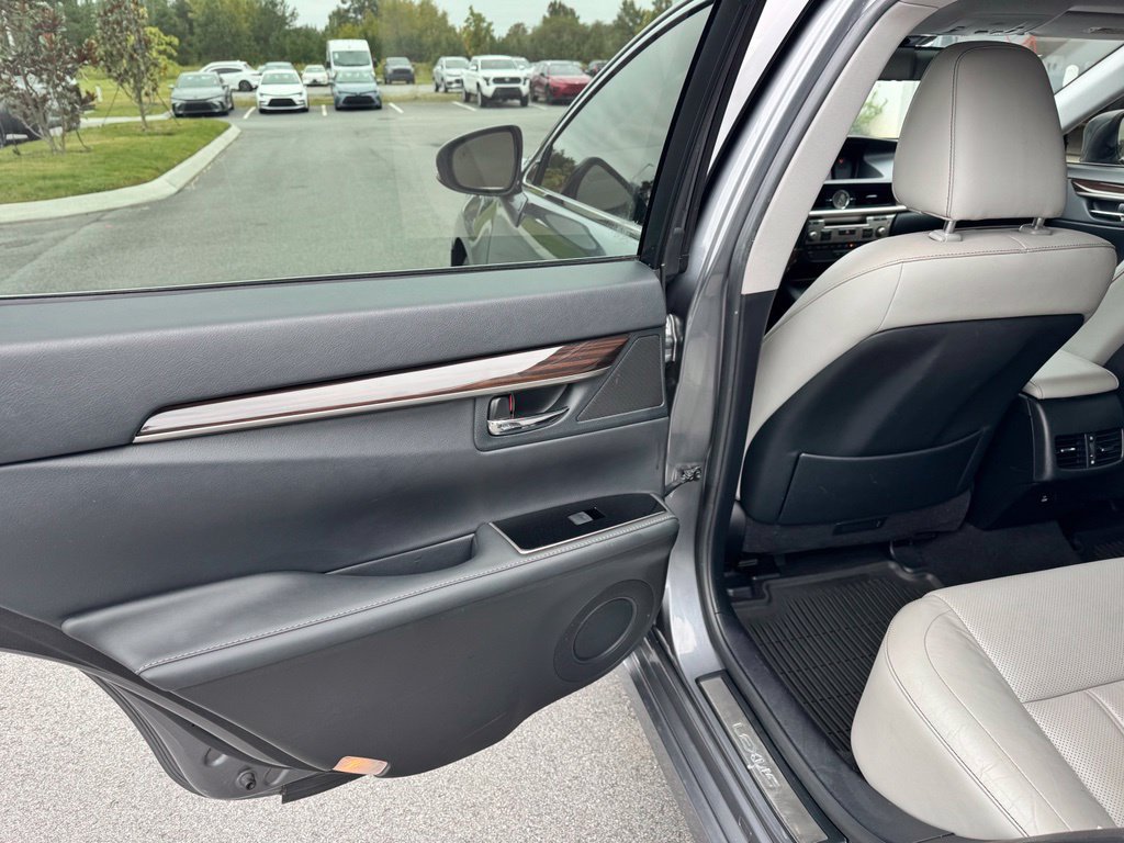 Used 2016 Lexus ES 350 FWD image 30