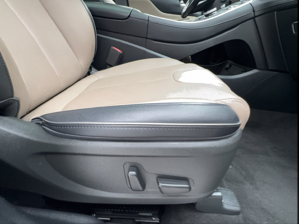 Used 2023 Hyundai Santa Fe Limited FWD image 33