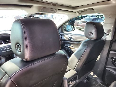 Used 2021 GMC Acadia AT4 w/ Technology Package AWD/4WD image 20