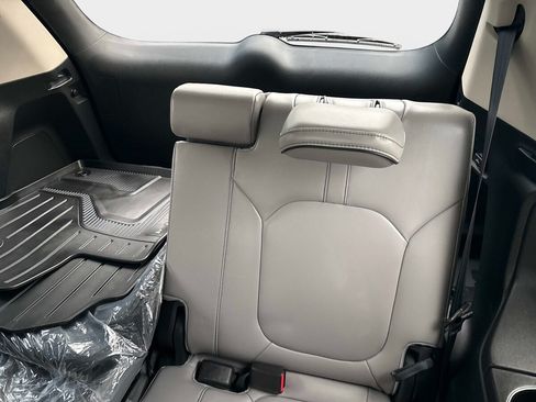 Certified 2024 Honda Pilot Elite image 11