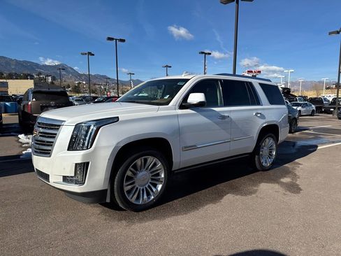 Used 2016 Cadillac Escalade Platinum image 23