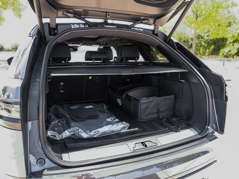 New 2026 Land Rover Range Rover Velar Belgravia AWD/4WD image 61