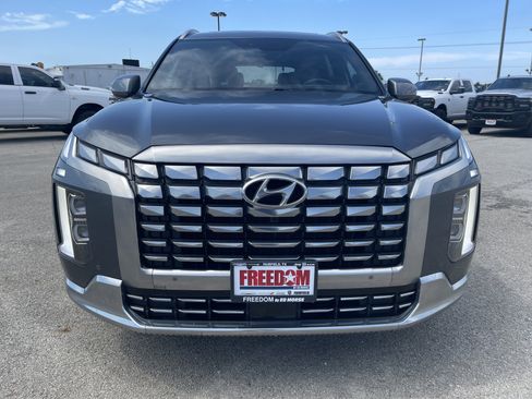 Used 2025 Hyundai Palisade Calligraphy FWD image 11