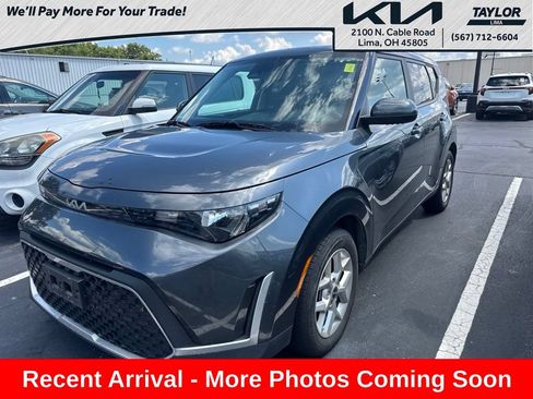 Used 2024 Kia Soul LX w/ Option Group 015 FWD image 1