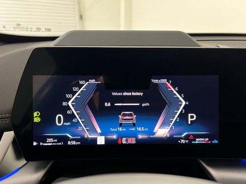 Used 2025 BMW X1 xDrive28i w/ Technology Package image 25