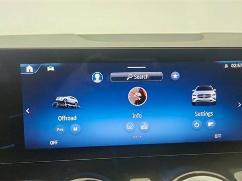 Used 2025 Mercedes-Benz GLA 250 4MATIC image 54